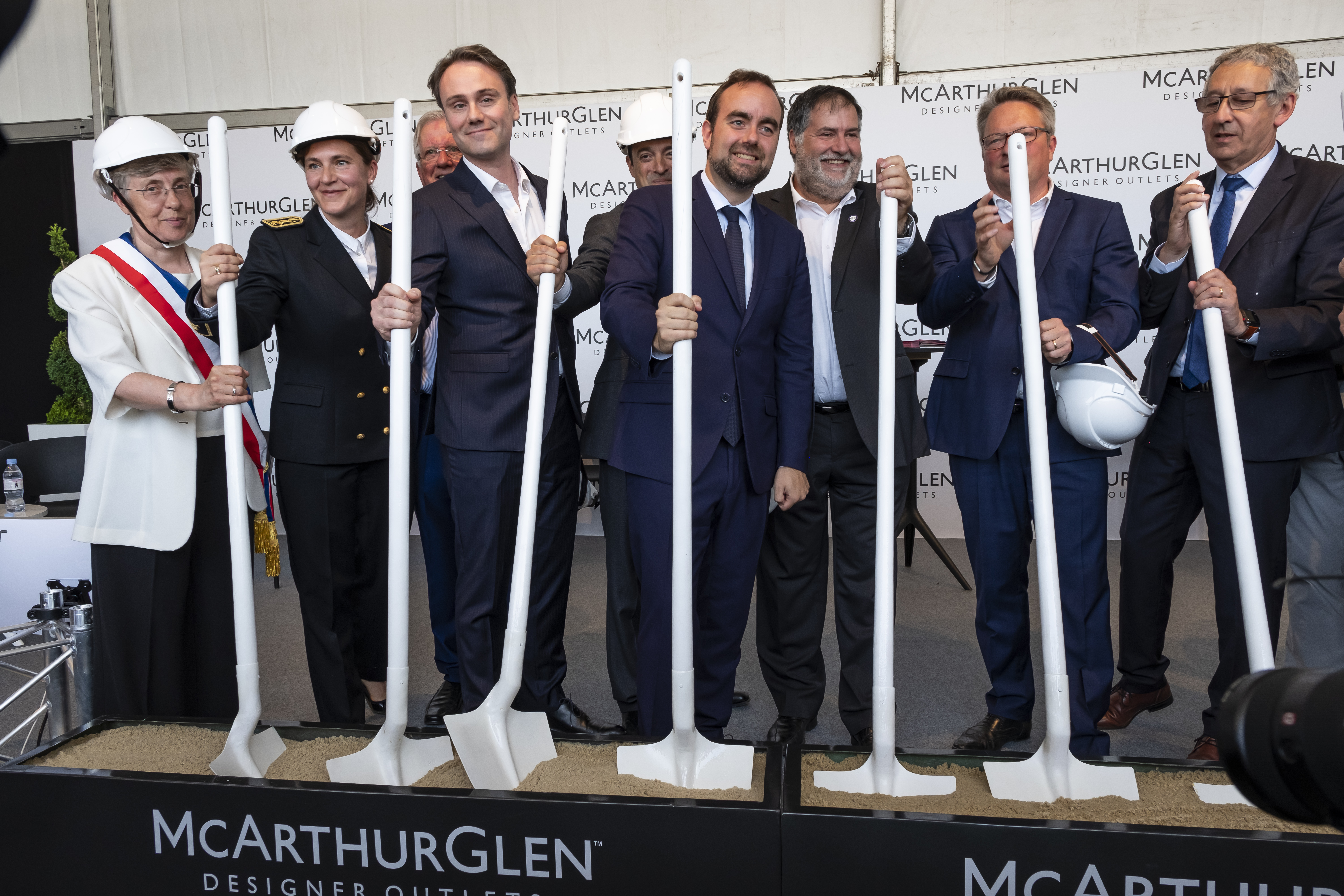 McArthurGlen celebrates start of construction on the first and only luxury designer outlet west of Paris